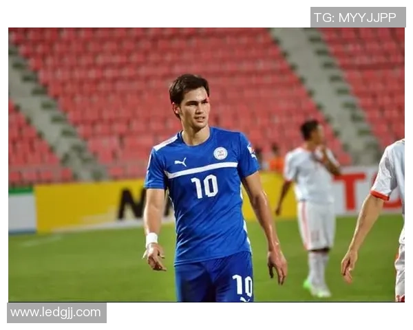 《功夫足球中那些令人印象深刻的外国球星及其精彩表现》