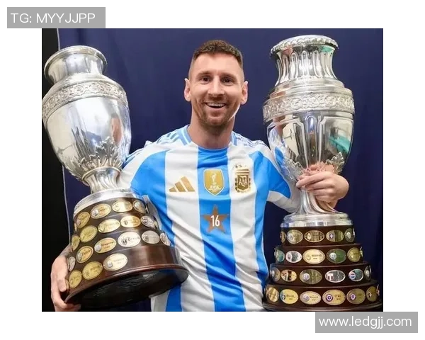 现役六号球衣足球巨星表现解析与未来展望