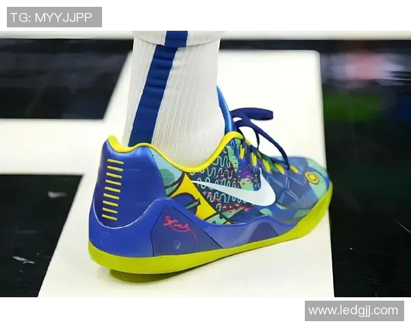 球星穿假足球鞋曝光背后真相 揭秘品牌与代言人之间的秘密